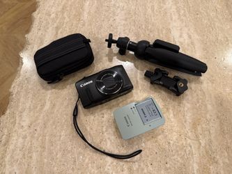 Cannon PowerShot Digital Camera and Tripod/Selfie-Stick
