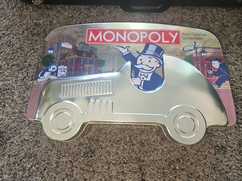 Monopoly Collector Car Metal Case Edition