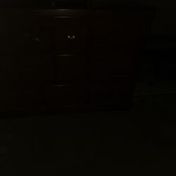 Dressers  Good Conditions 