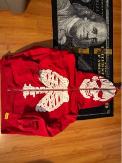 Red hoddie