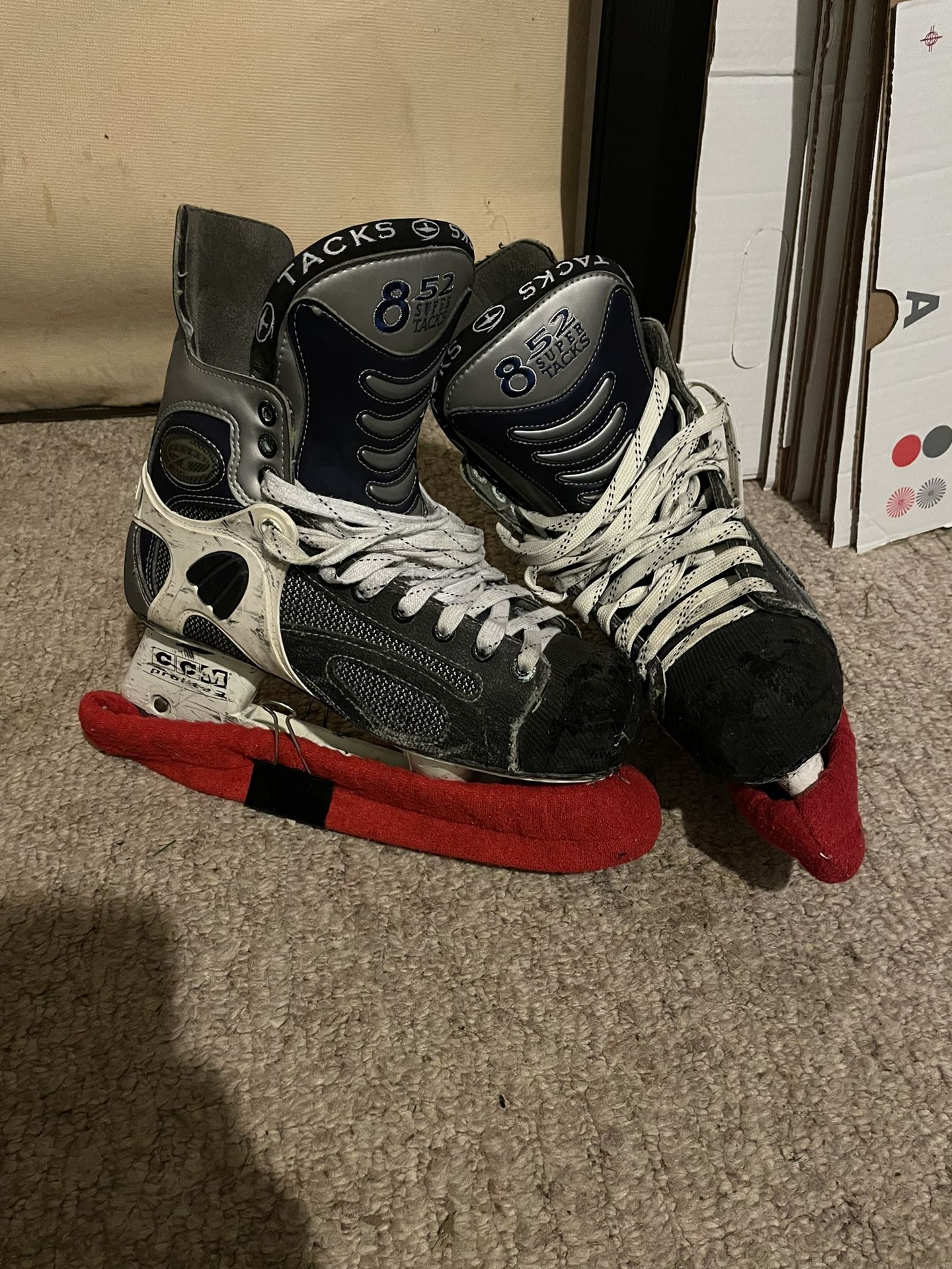 Hockey Gear Senior Medium