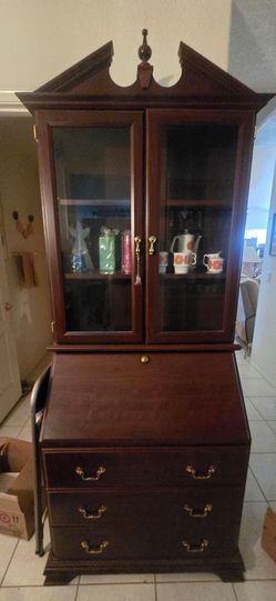 VTG SECRETARY DESK