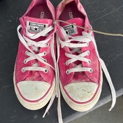 Woman Converse Size 8