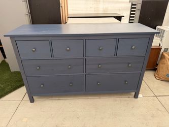 Ikea dresser include glass top