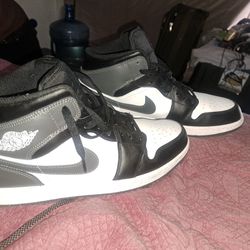 Nike Air mids Black white & Grey 