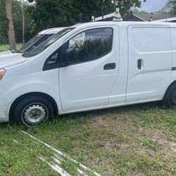 2020 Nissan Nv200