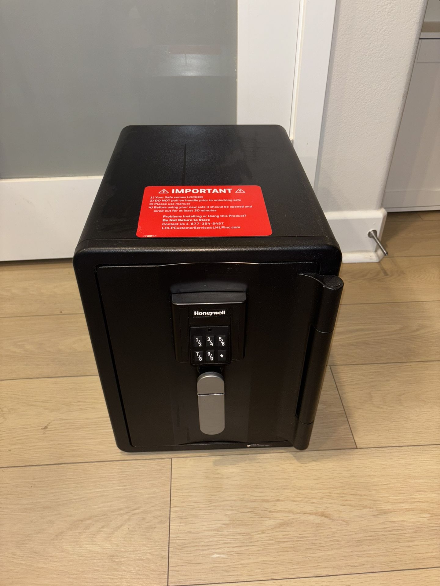 Honeywell Fire/Water Proof Safe