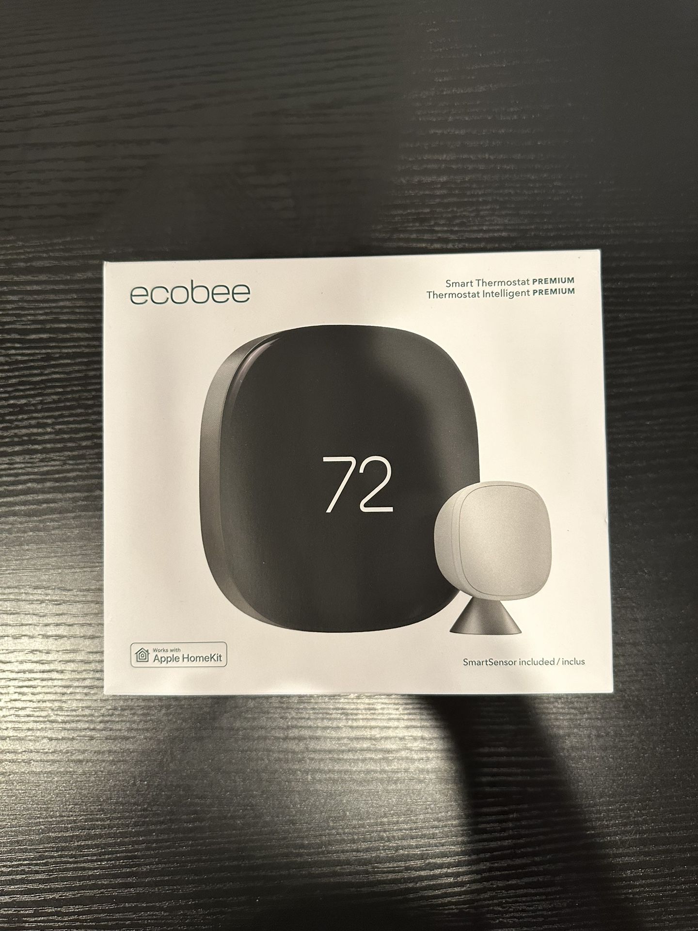 ecobee Smart Thermostat Premium with Siri and Built-In Air Quality Monitor