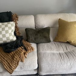Cozy Reclining Couch And Chair 