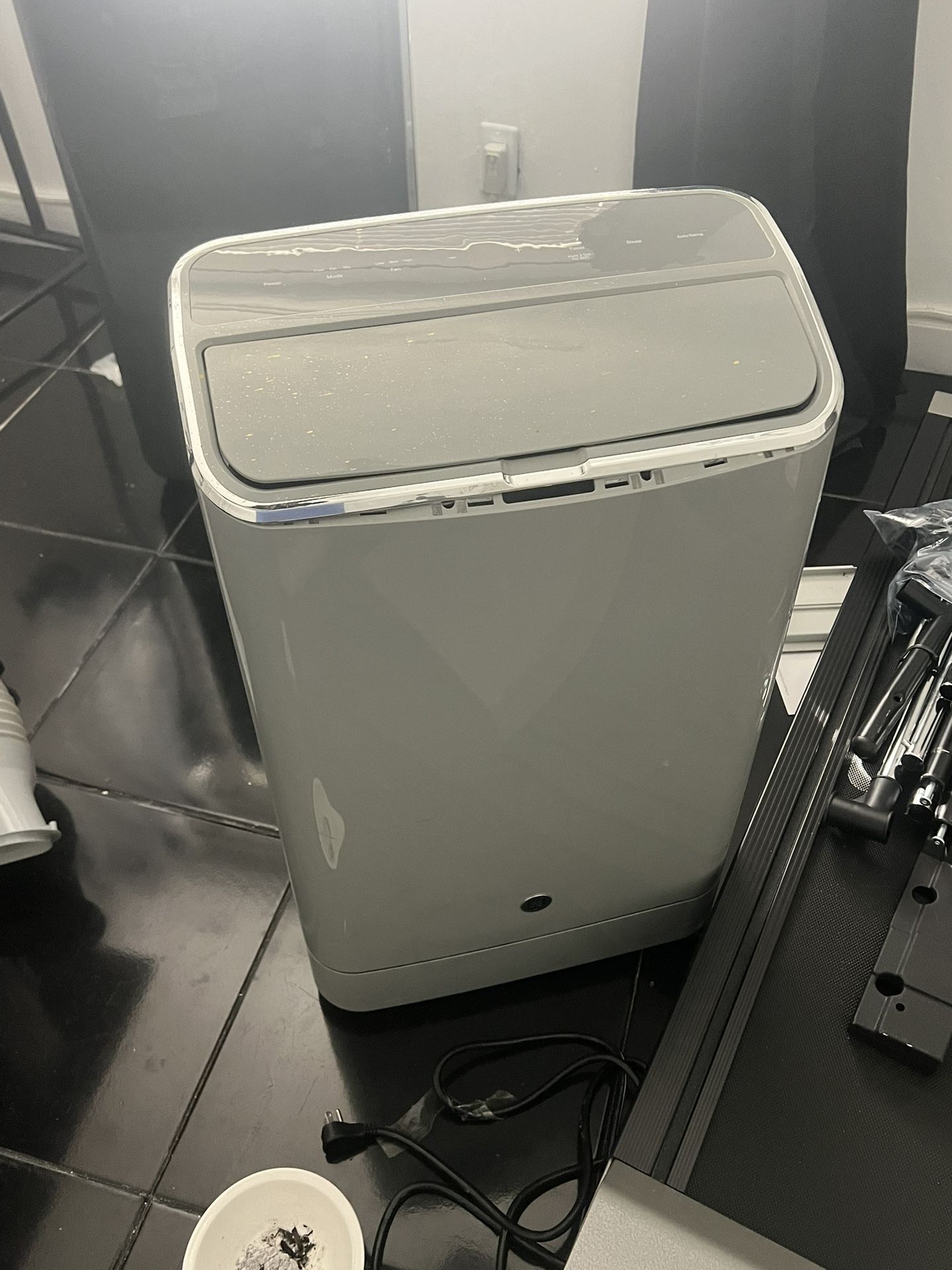 Portable A/c. Excellent Condition GE Brand