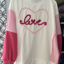Love Sweatshirt 