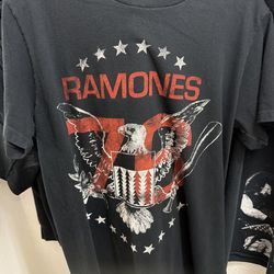 Vintage Ramones t shirt