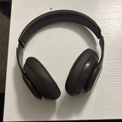 Beats Studio Pro Wireless Headphones