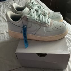 DBook Air Force 1 Size 8