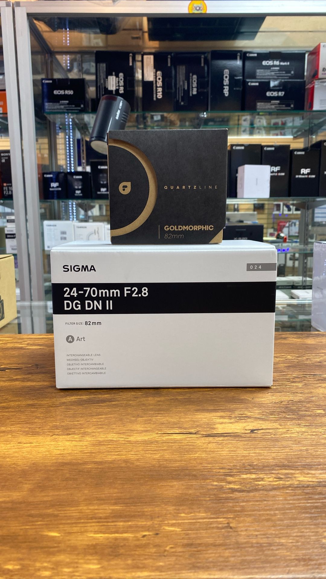 Sigma 24-70 mm F2.8 DG DN II Sony E- Mount W/ PolarPro GoldMorphoc 82mm