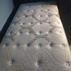 Still Available, Like New  Hawthorne Posturepedic Single Bed 