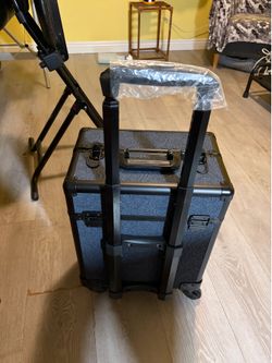Travel cosmetic tote