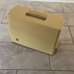 Singer Sewing Machine 