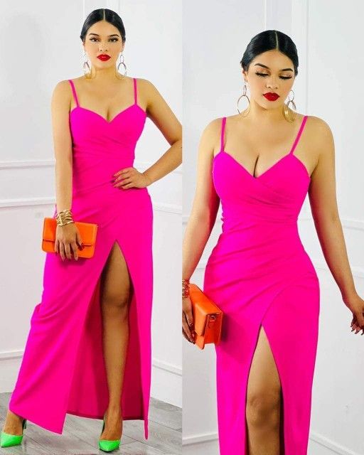 New Women's Dress Available In Size Small And Medium 