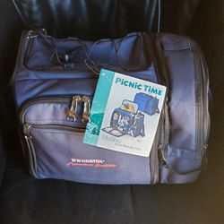 Malibu Picnic Time Insulated Navy Blue Hot/Cold Bag With Everything  Inside Needed For Picnic Of 2 People  - New