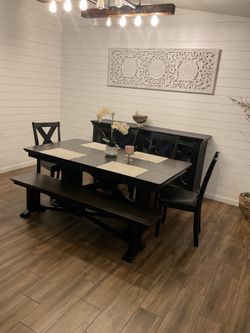 Dinning Table