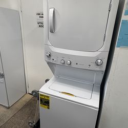 GE Electric 220 v laundry center