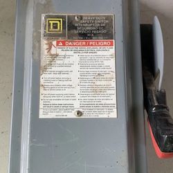 Square D HU361RB Heavy Duty NF safety Switch 30A 600V NEMA 3R