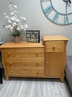 Nursery dresser