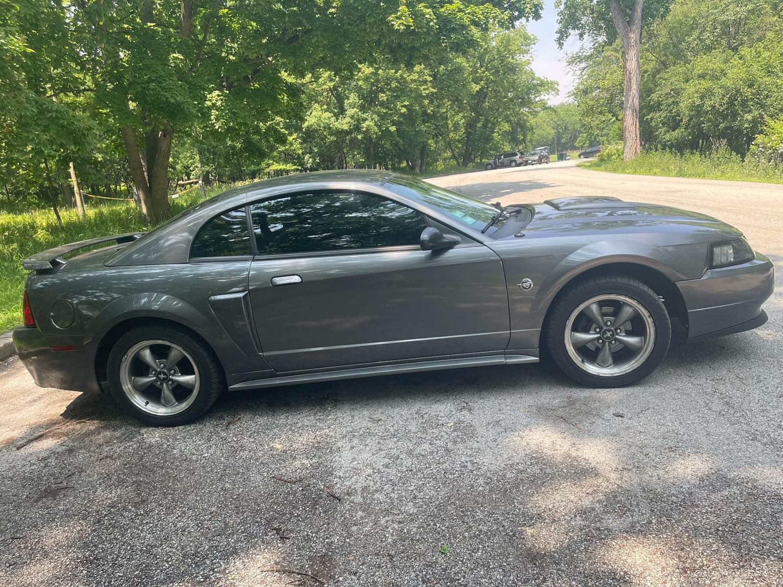 2004 Ford Mustang