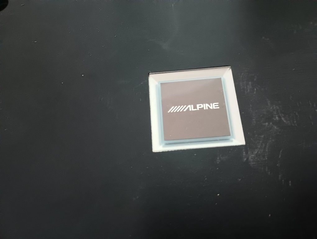 Alpine 4 Channel car amplifier (Model#PDX-F4)