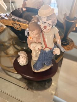 Lladro Pals Forever & Friend For Life Collector Society  With Wooden Base