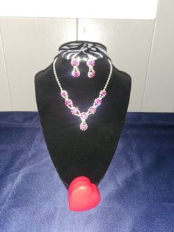 Hermoso Collar Con Aretes Fiucha