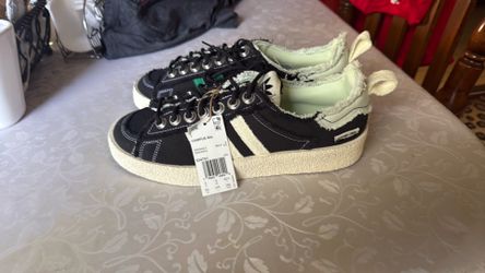 Adidas SFTM campus 80s size 9.5