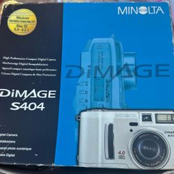 Minolta DIMAGE S404 4.0 MP Digital Camera