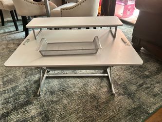Adjustable Laptop/Computer Desk – Excellent Condition