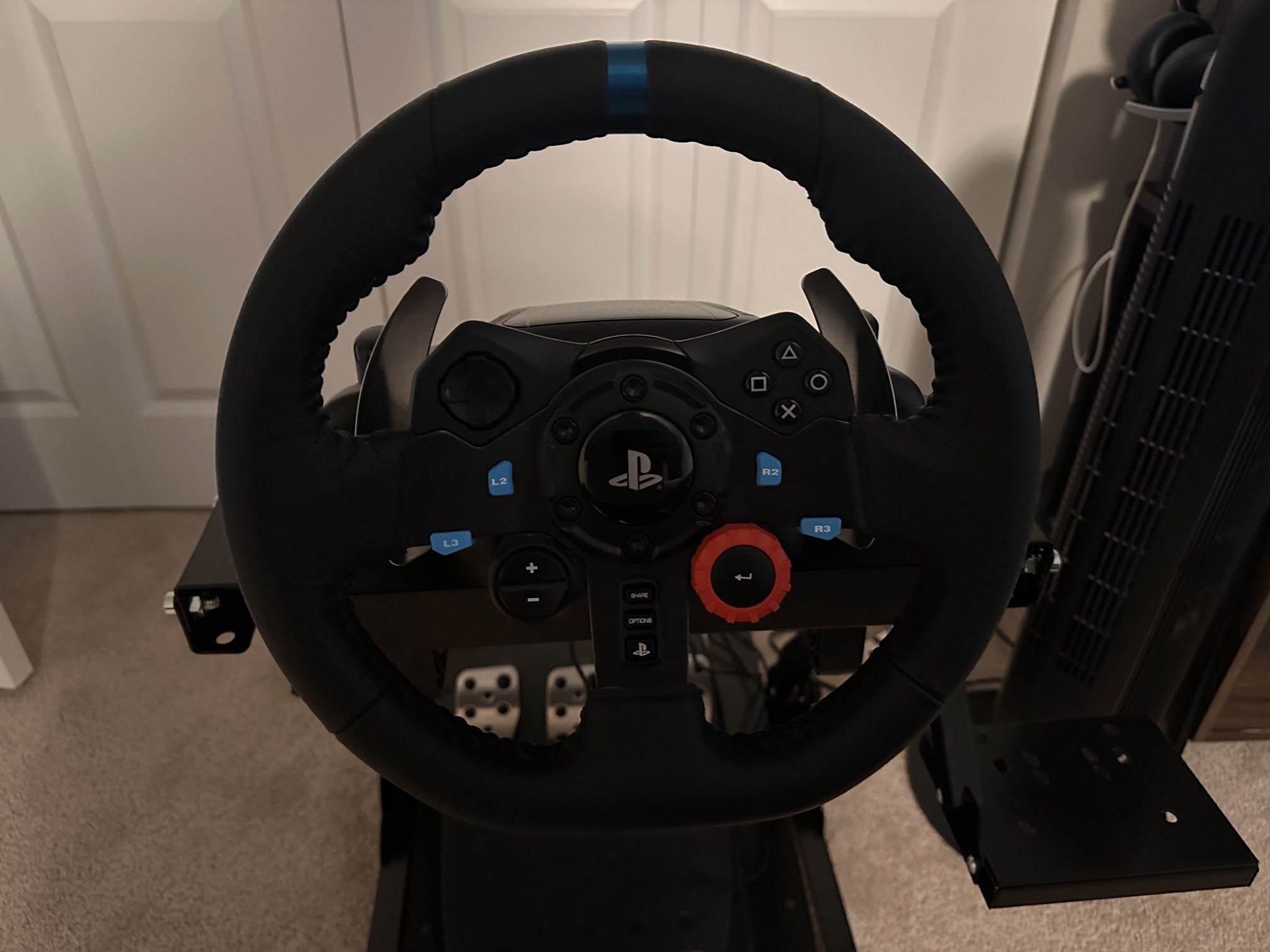 Logitec Steering Wheel PS5