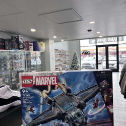 Brand new 76248 LEGO Marvel The Avengers Quinjet