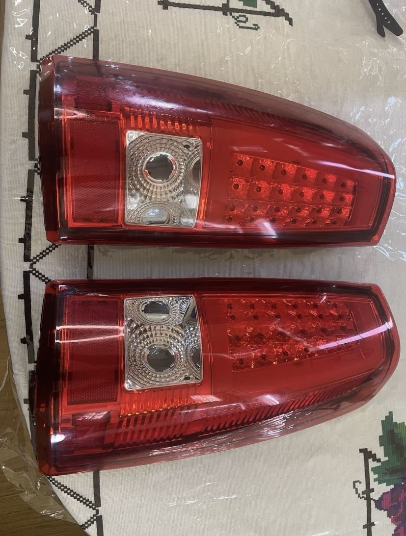 07-14 Chevy Tahoe GMC Yukon LED Taillights. 