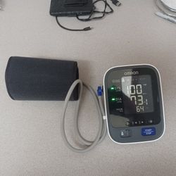 Omron Blood Pressure Monitor 