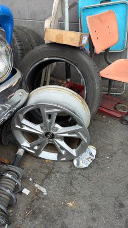 Hyundai Complete Wheel