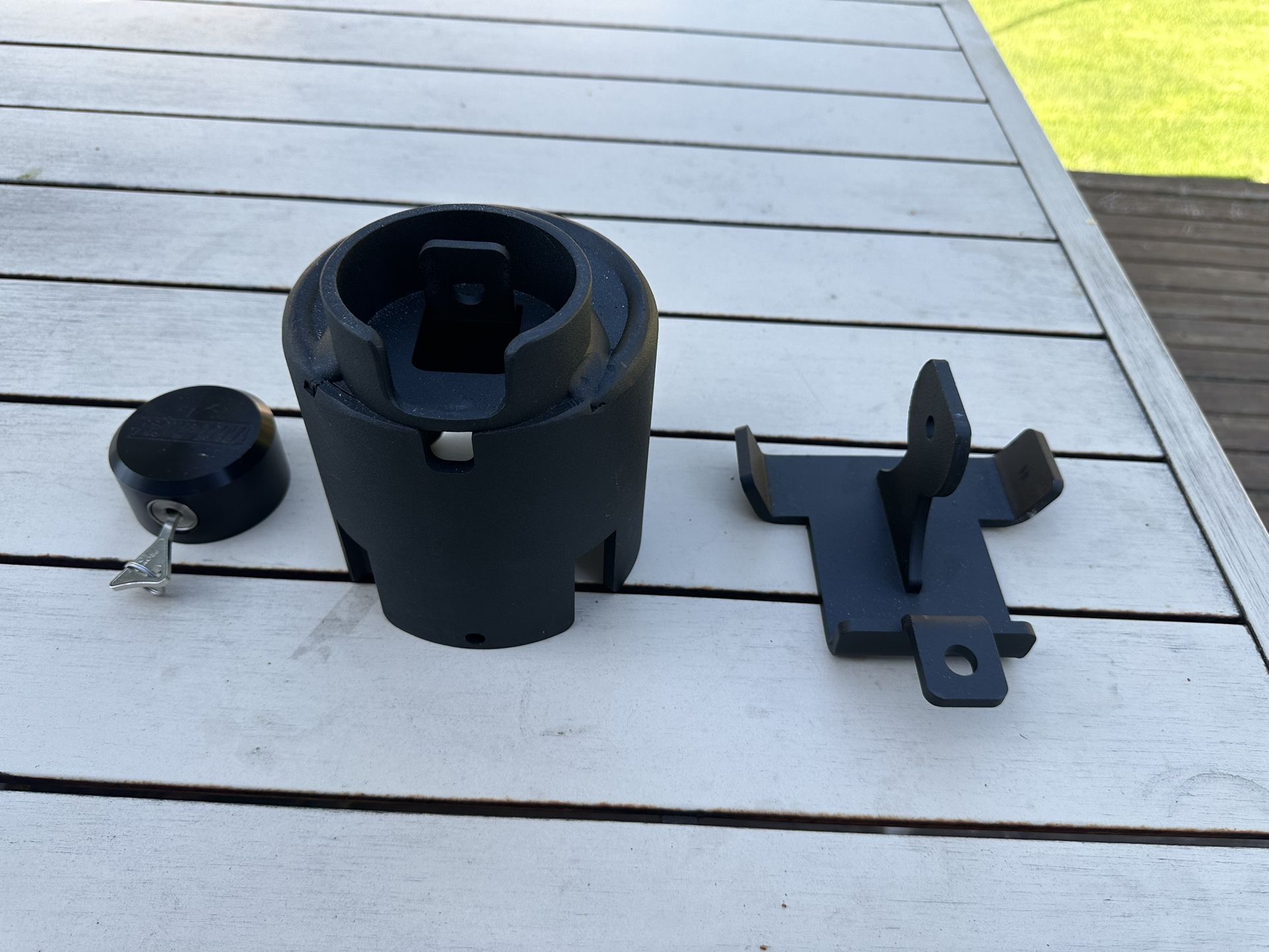 Proven Industries 2516 Travel Trailer Lock
