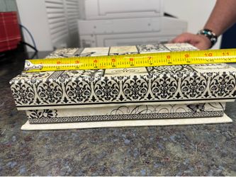 Decorative Inspirational Keepsake Storage Box – Butterfly Design