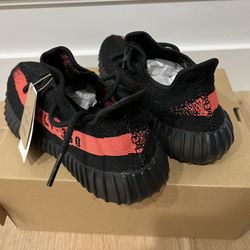 Yeezy 350 V2 Core Red