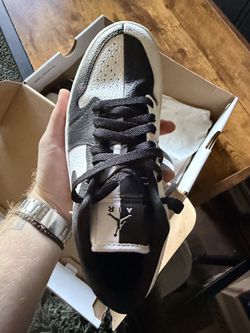 Air Jordan 1 Low Womens Size 8