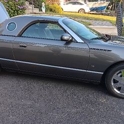 2003 Ford Thunderbird
