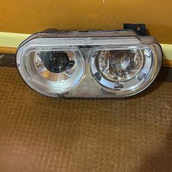 Dodge Challenger Headlight Assembly