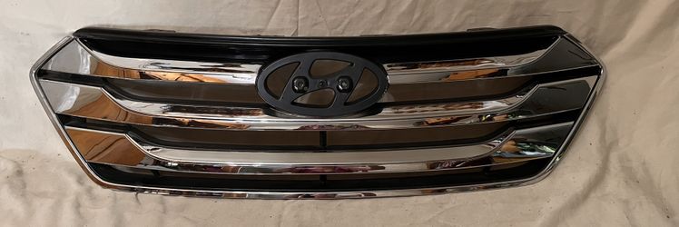 Hyundai Santa Fe Sport 2013-15 Front Upper Grille Chrome
