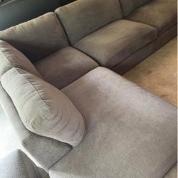 Sectional Couch 