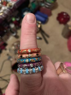 Bundle of 6 stackable rings size 7