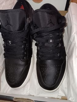Air Jordan 1 low x Paris Saint-Germain